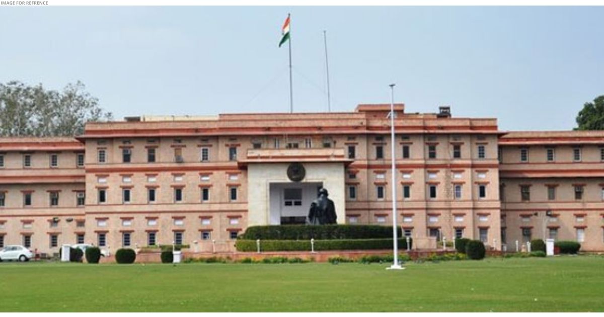 17 IAS officers shifted: Gaurav Goyal is now Secretary to Governor Mishra